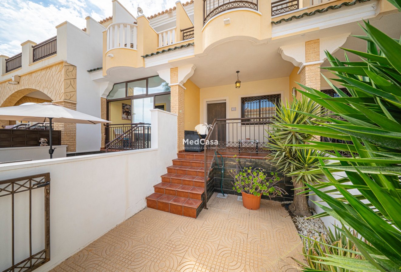 Resale - Townhouse -
Ciudad Quesada - Lo Marabú