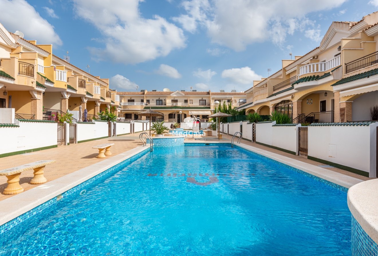 Resale - Townhouse -
Ciudad Quesada - Lo Marabú