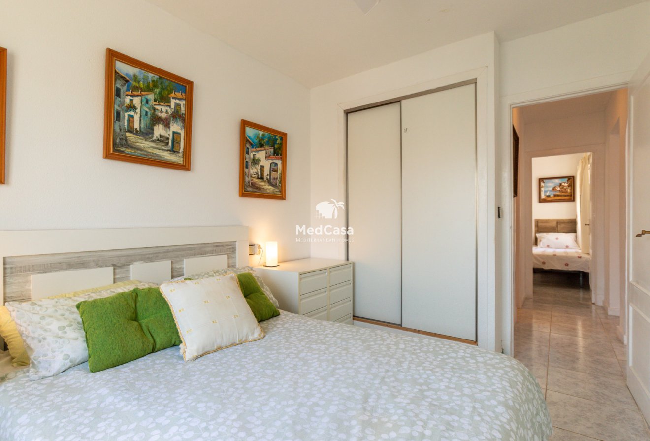 Resale - Apartment -
Orihuela Costa - Los Almendros-La Florida