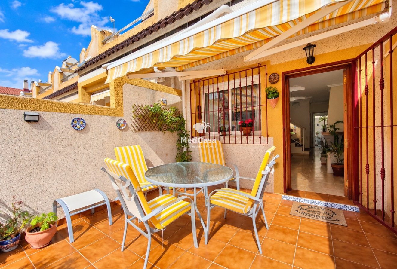 Wiederverkauf - Reihenhaus -
Orihuela Costa - La Florida