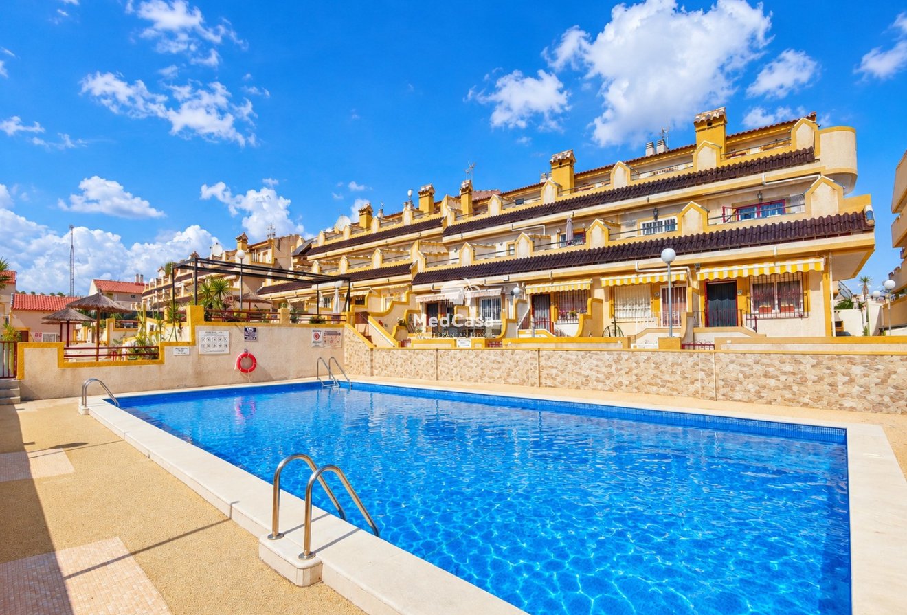 Wiederverkauf - Reihenhaus -
Orihuela Costa - La Florida