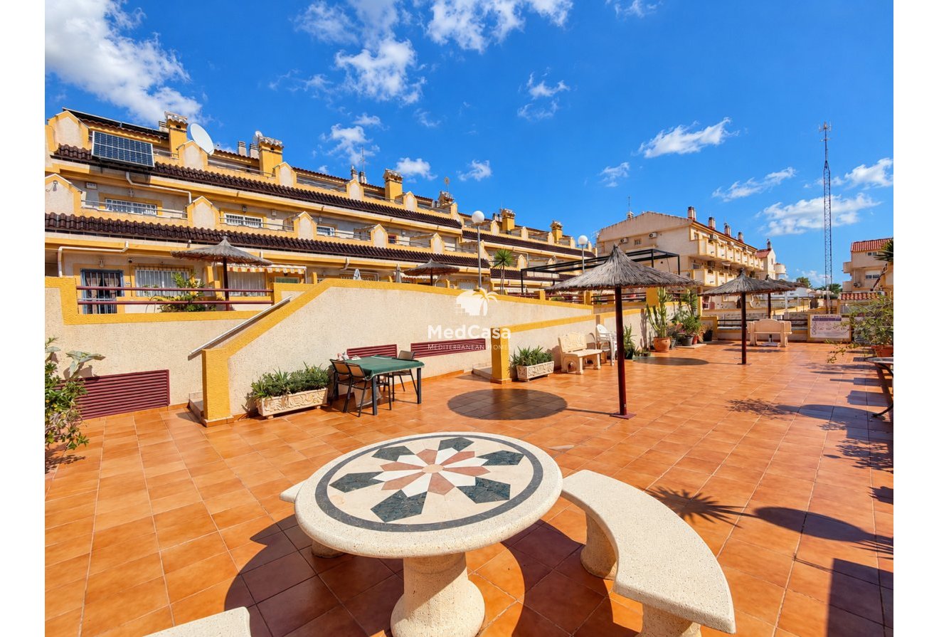 Wiederverkauf - Reihenhaus -
Orihuela Costa - La Florida