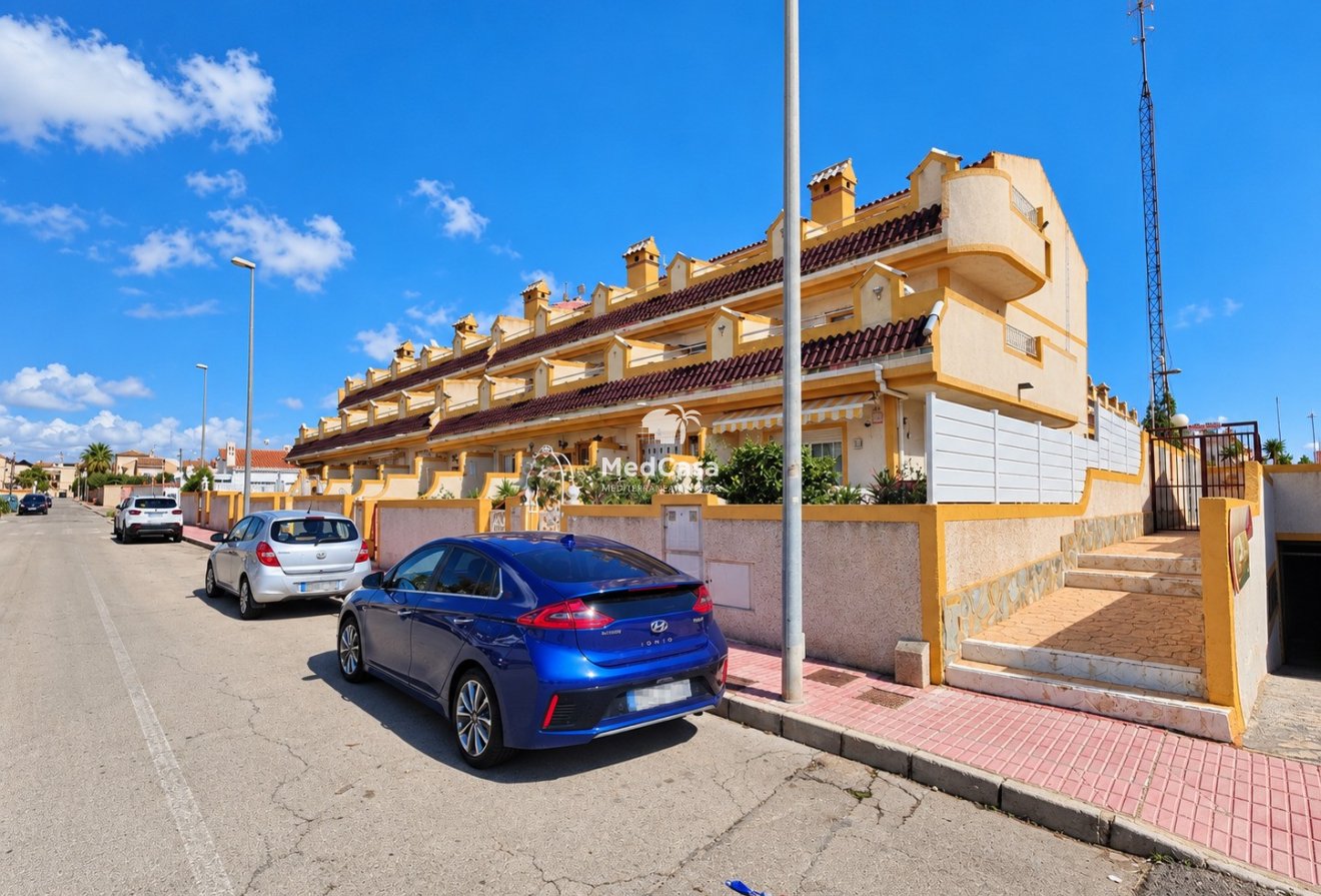 Wiederverkauf - Reihenhaus -
Orihuela Costa - La Florida