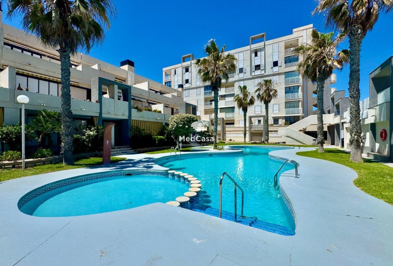 Wiederverkauf - Apartment -
Torrevieja - La Mata