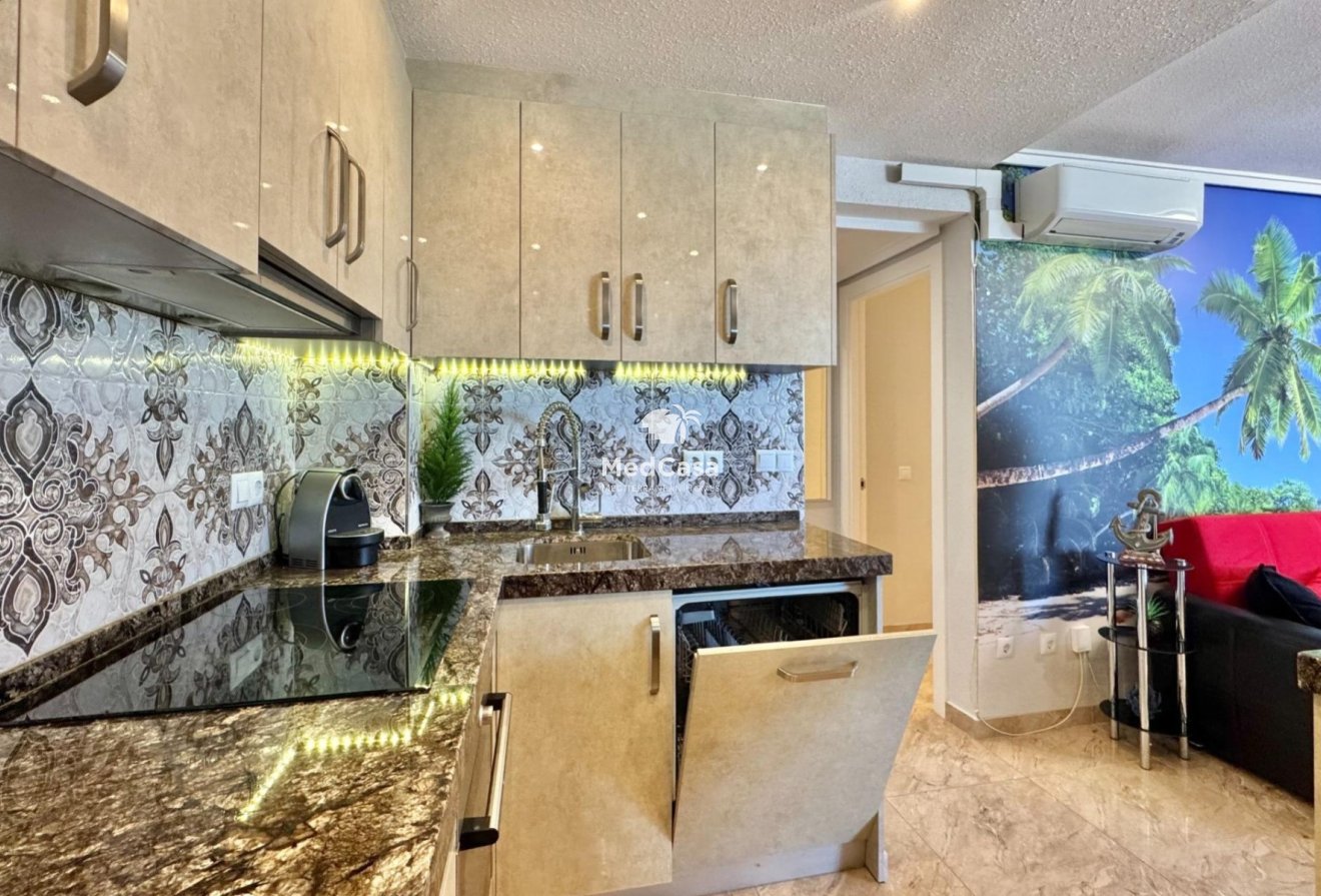 Wiederverkauf - Apartment -
Torrevieja - La Mata