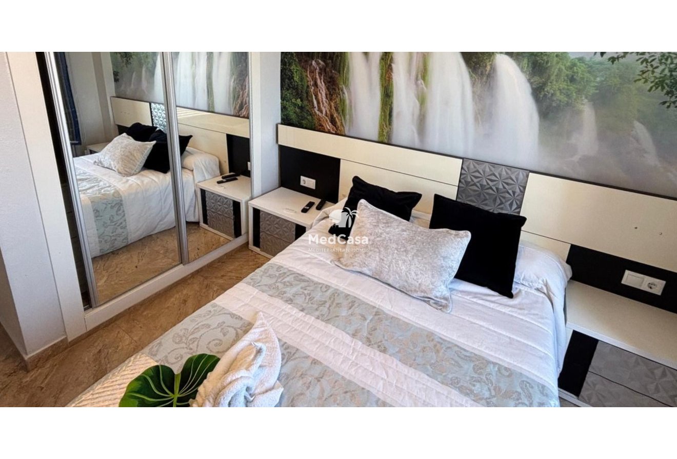 Wiederverkauf - Apartment -
Torrevieja - La Mata