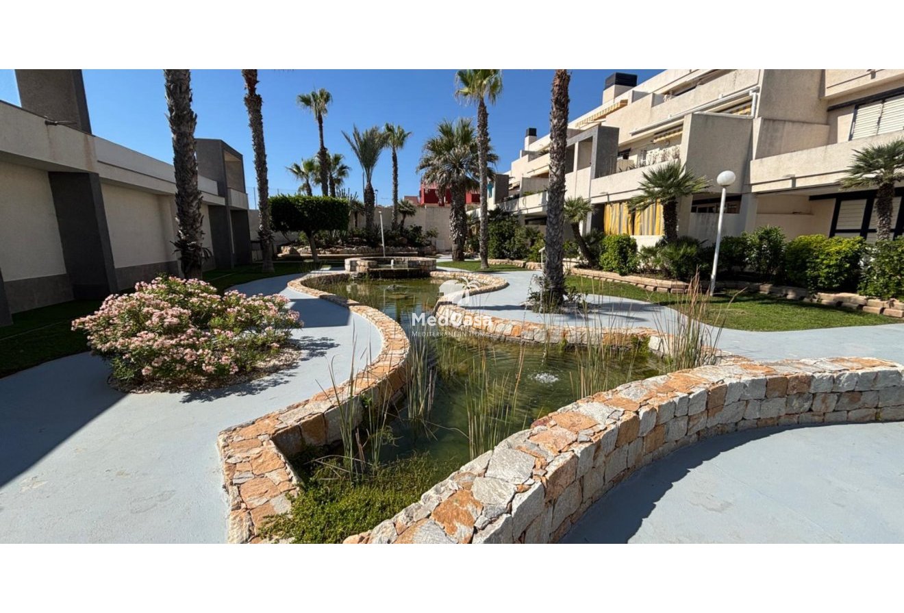 Wiederverkauf - Apartment -
Torrevieja - La Mata