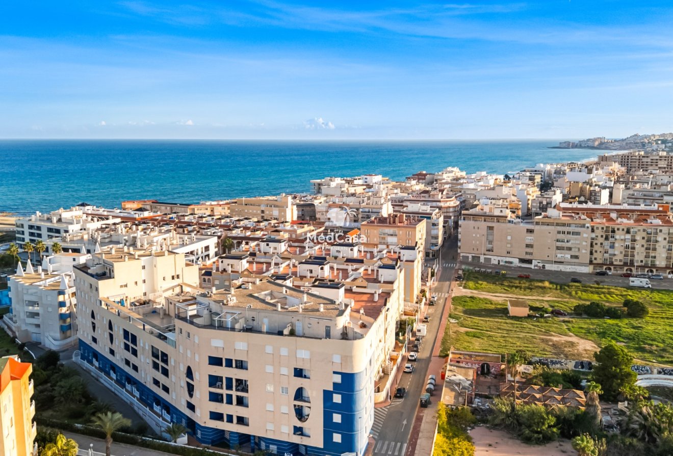Segunda mano - Apartamento -
Torrevieja - La Mata