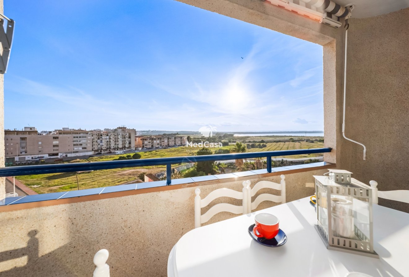 Segunda mano - Apartamento -
Torrevieja - La Mata