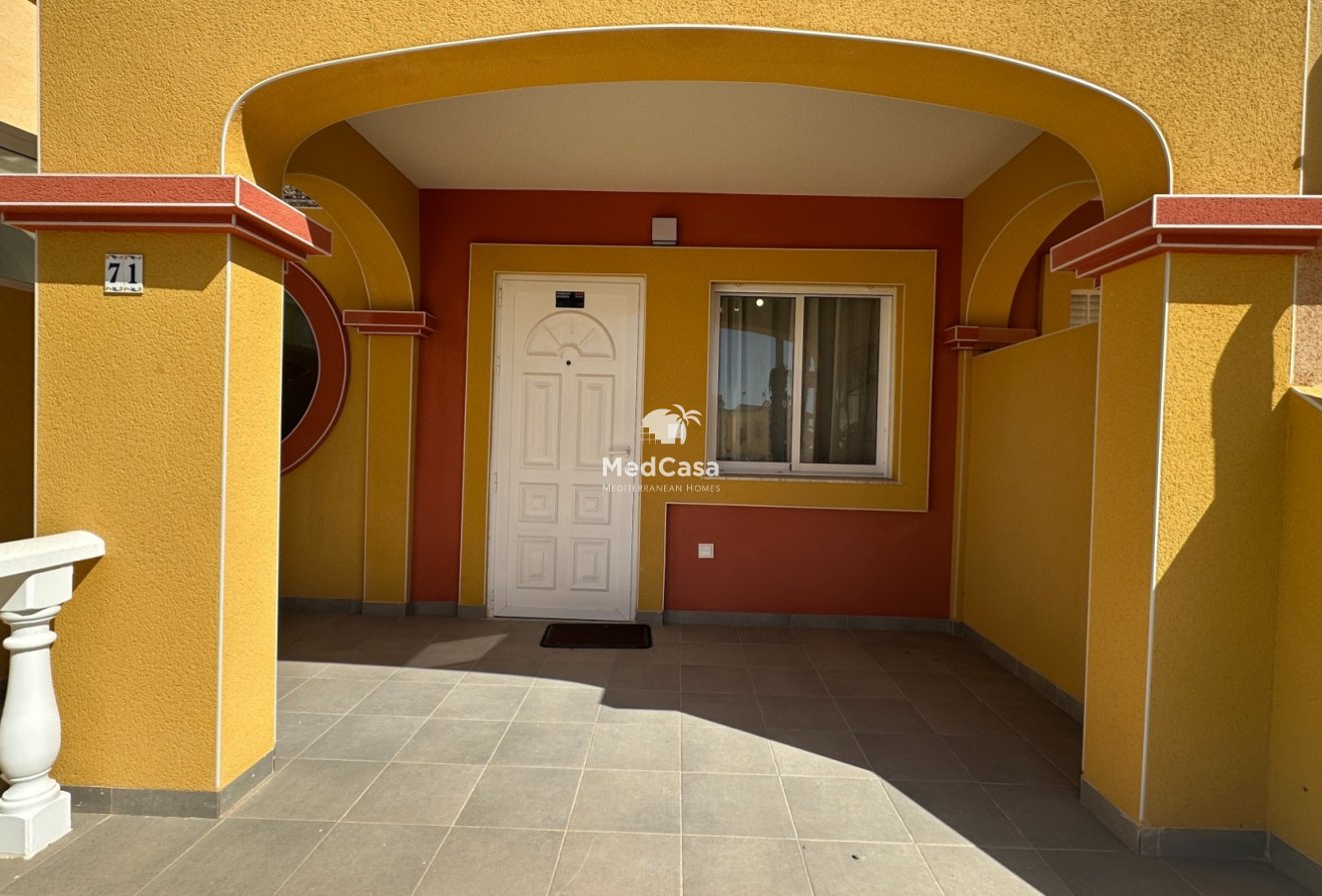 Resale - Townhouse -
Orihuela Costa - La Regia