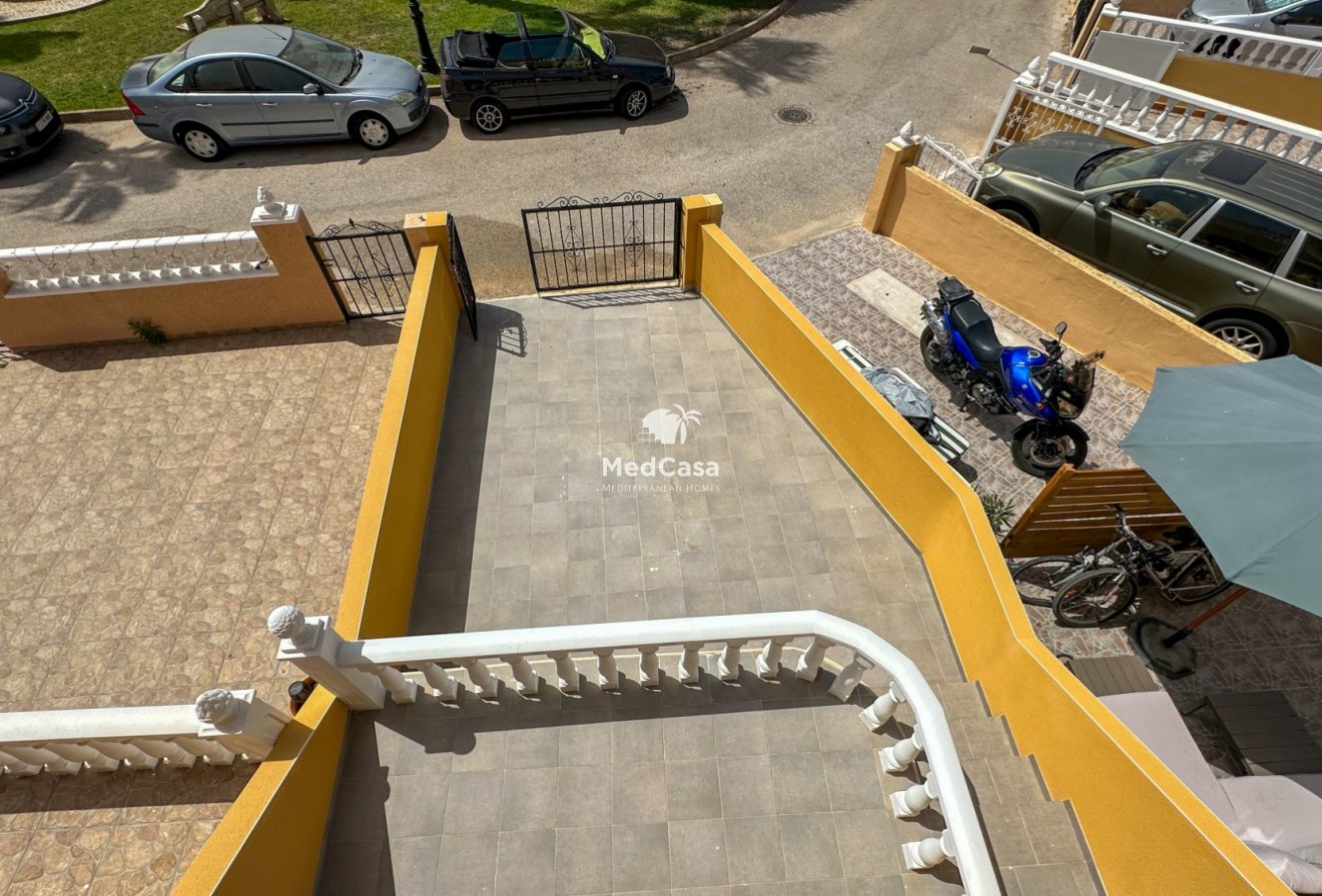 Resale - Townhouse -
Orihuela Costa - La Regia