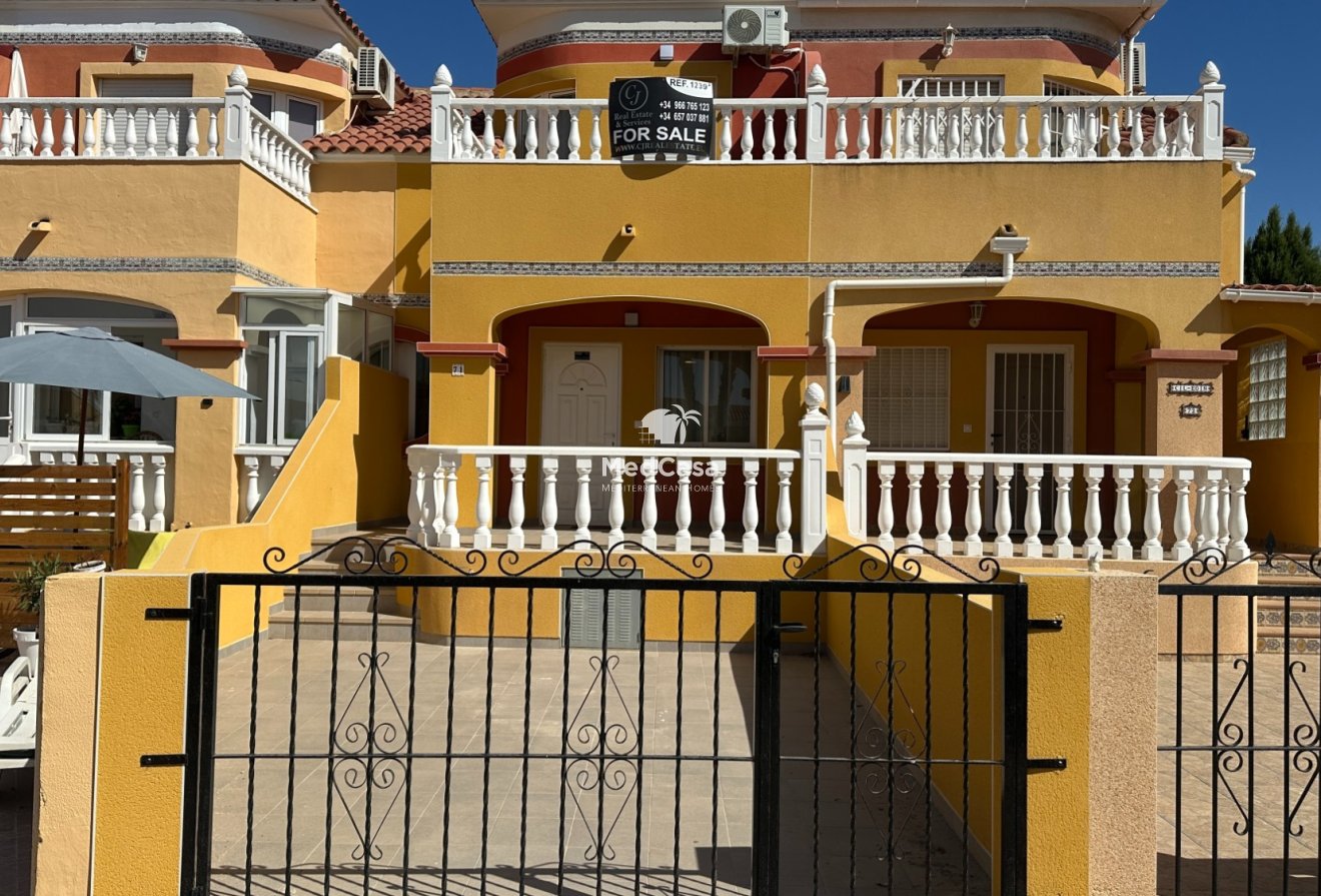 Resale - Townhouse -
Orihuela Costa - La Regia