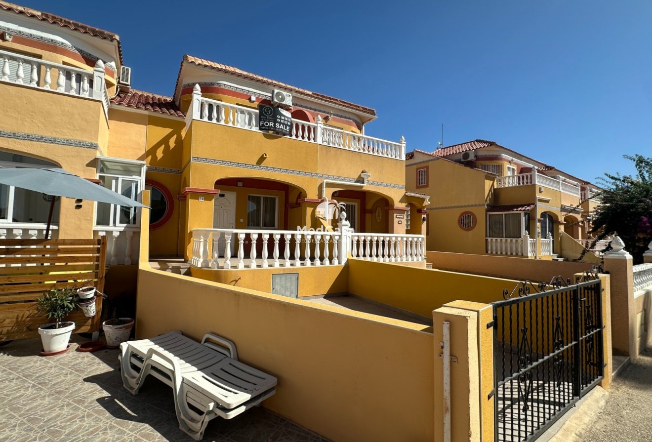 Resale - Townhouse -
Orihuela Costa - La Regia