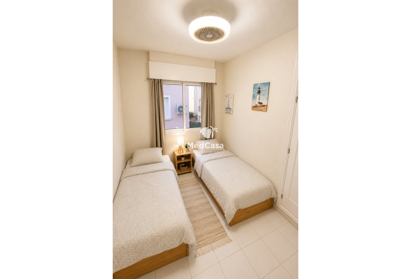 Wiederverkauf - Apartment -
Torrevieja - Playa Los Naufragos
