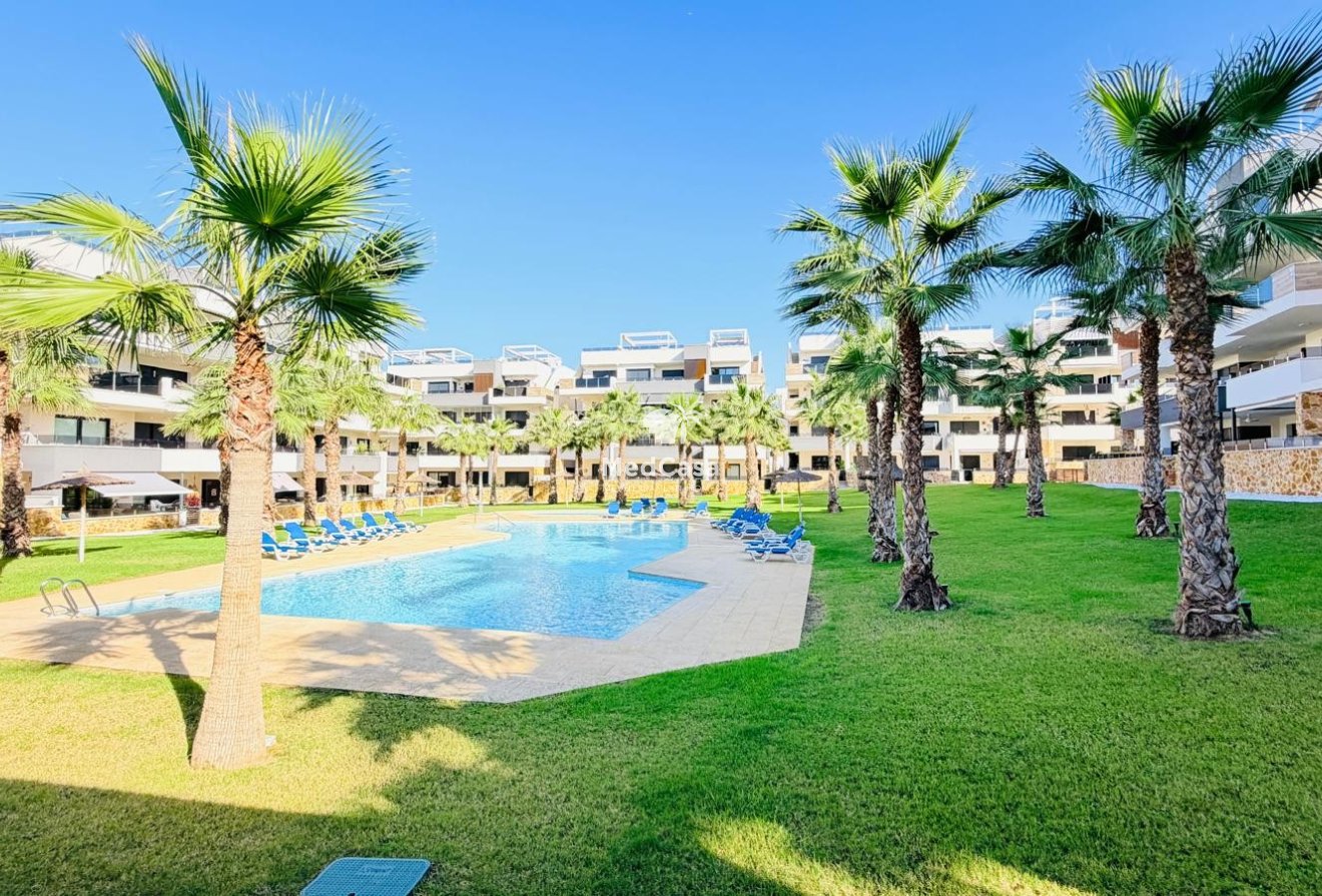 Resale - Apartment -
Orihuela Costa - Los Altos