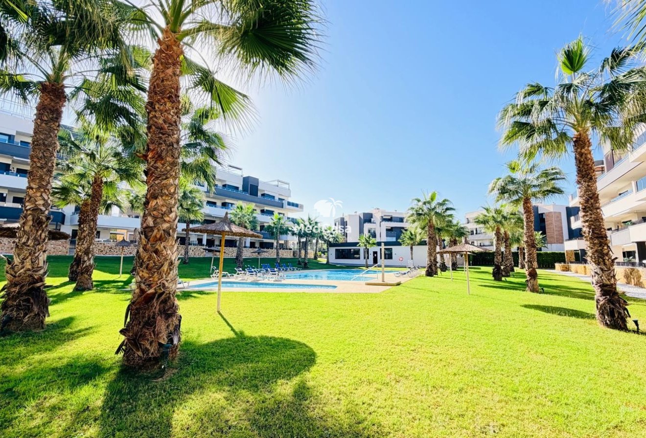 Resale - Apartment -
Orihuela Costa - Los Altos
