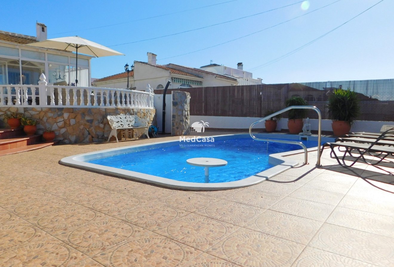 Wiederverkauf - Villa -
Torrevieja - San Luis