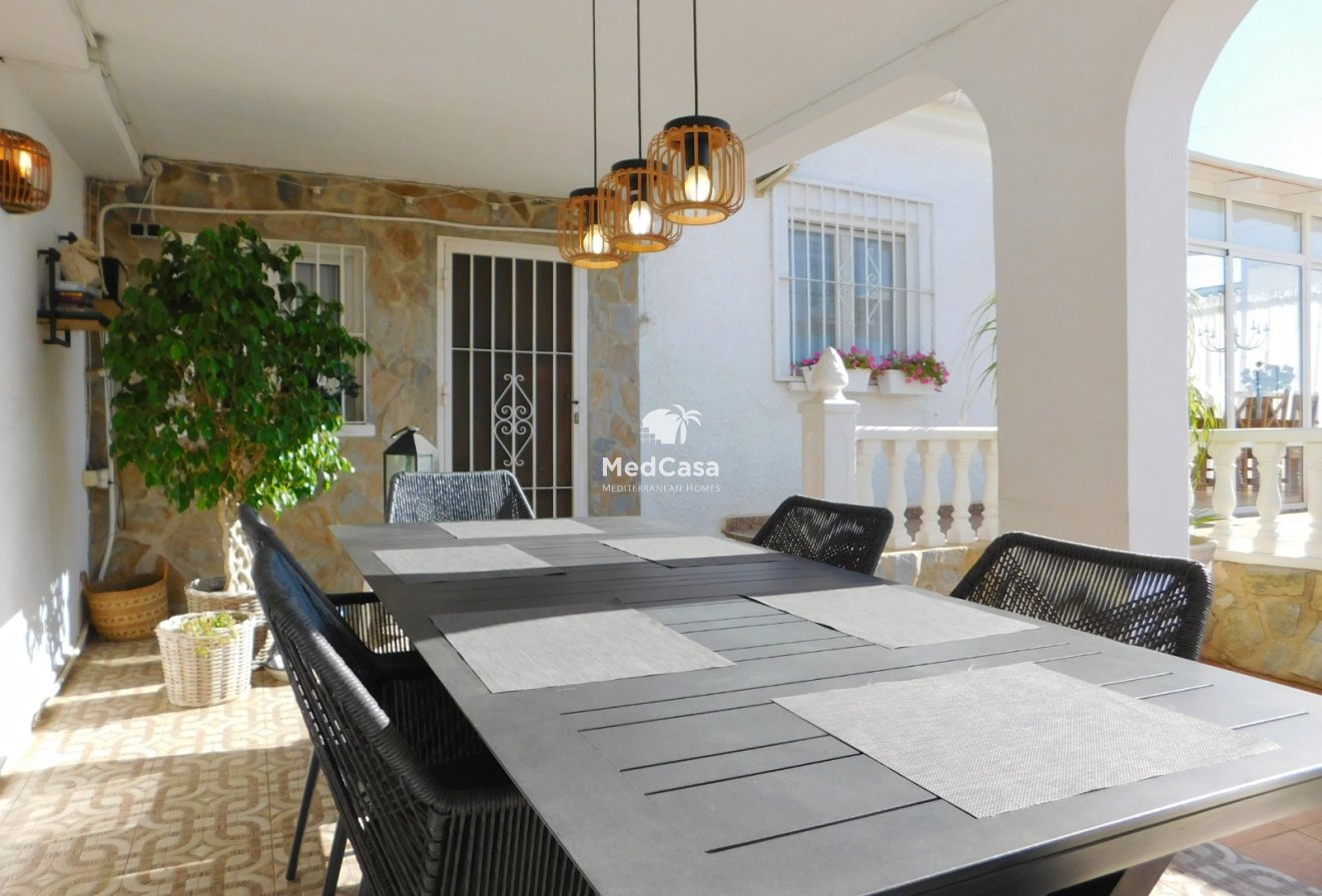 Wiederverkauf - Villa -
Torrevieja - San Luis