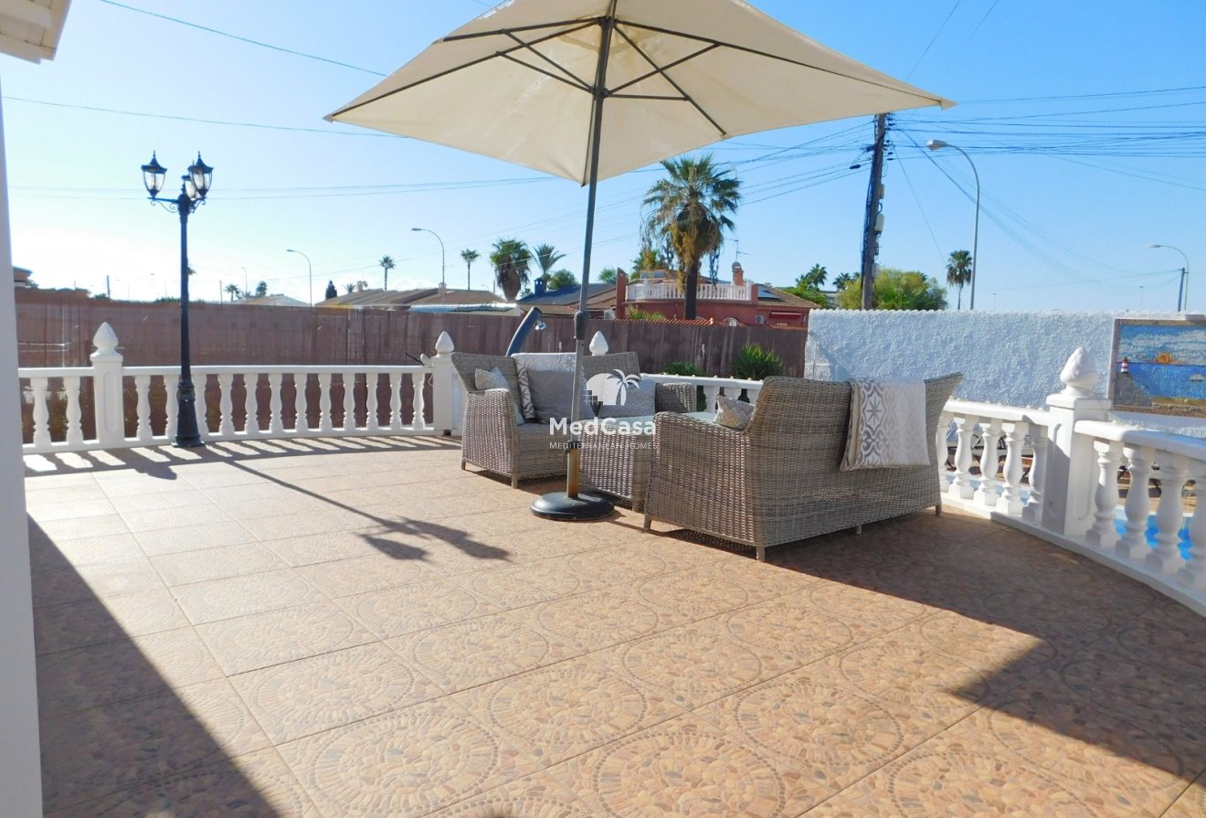 Wiederverkauf - Villa -
Torrevieja - San Luis