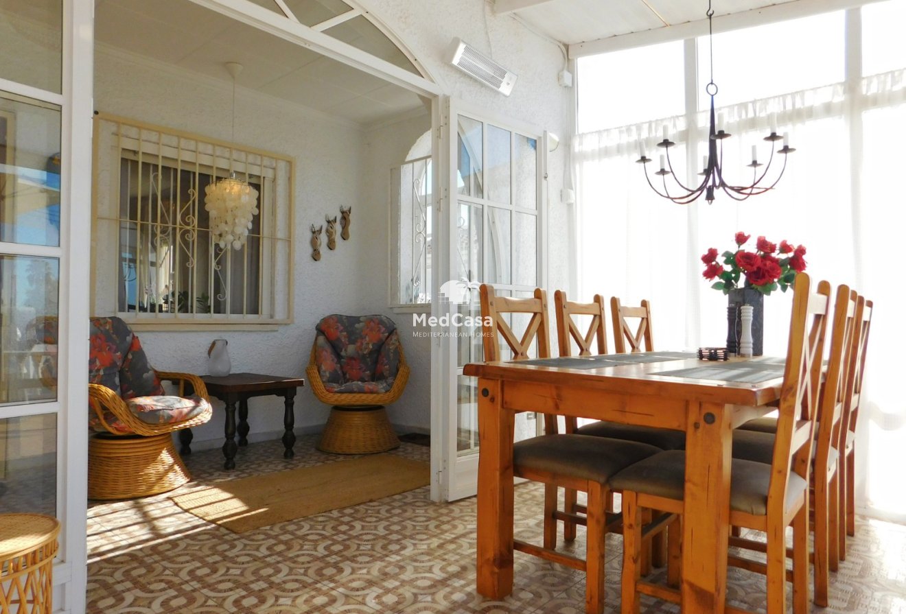 Wiederverkauf - Villa -
Torrevieja - San Luis