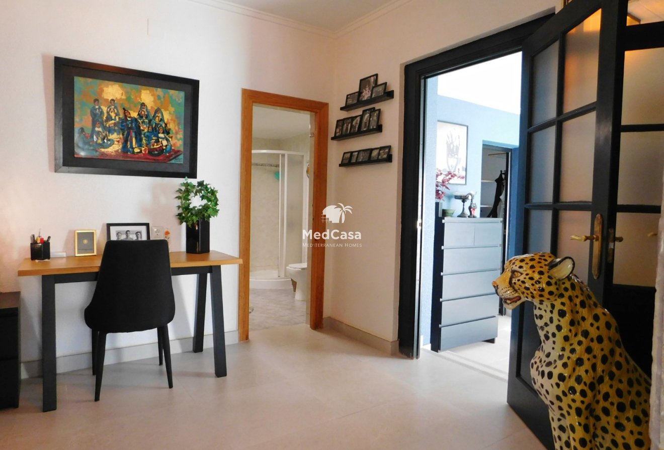 Wiederverkauf - Villa -
Torrevieja - San Luis