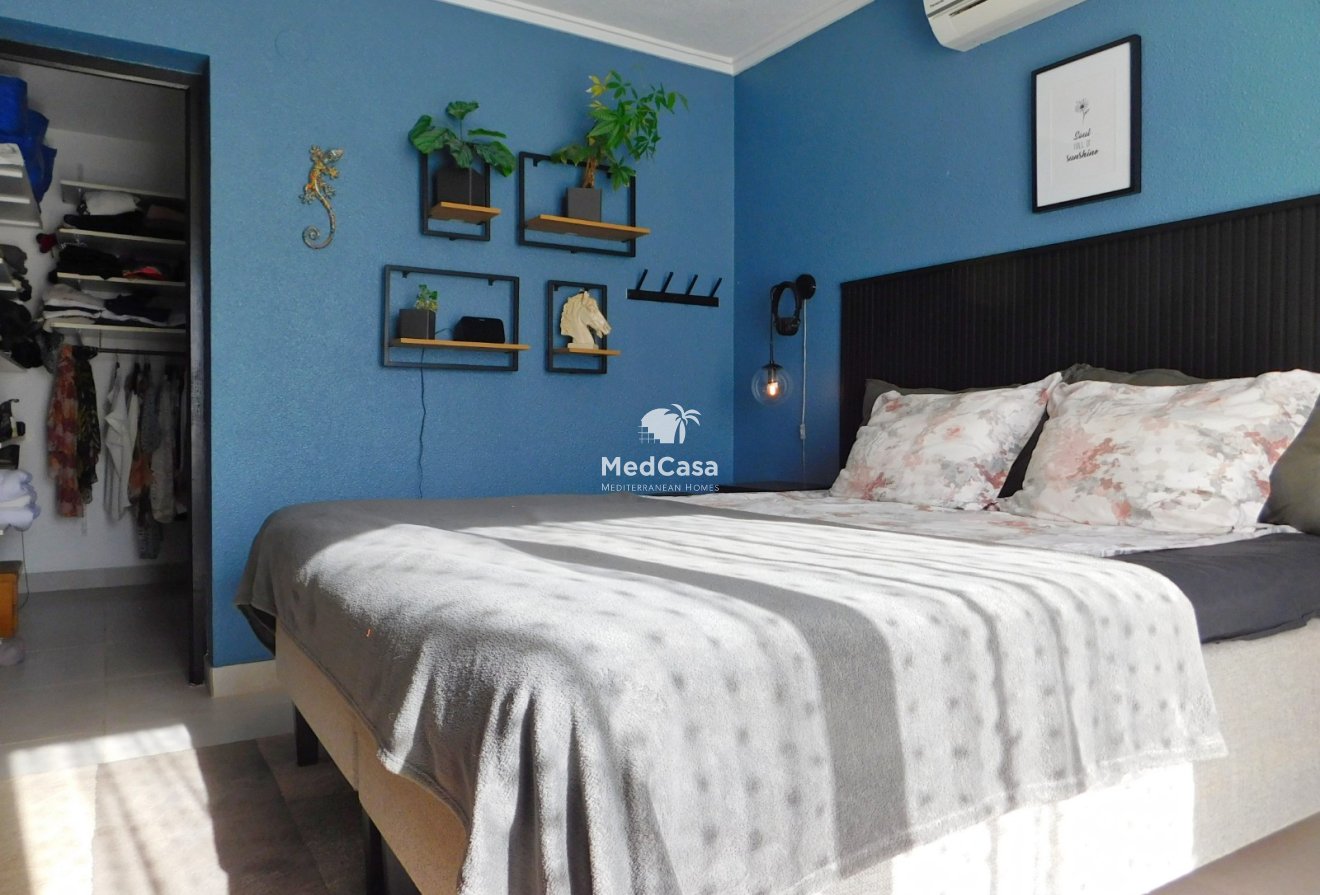 Wiederverkauf - Villa -
Torrevieja - San Luis