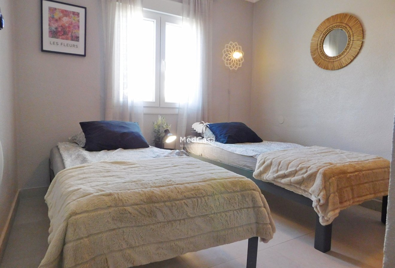 Wiederverkauf - Villa -
Torrevieja - San Luis