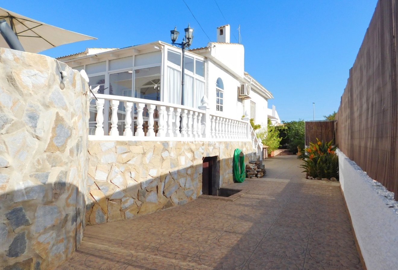 Wiederverkauf - Villa -
Torrevieja - San Luis