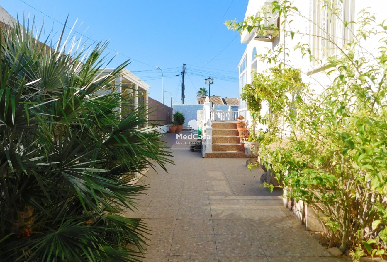 Wiederverkauf - Villa -
Torrevieja - San Luis
