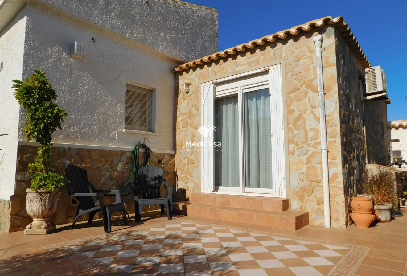 Wiederverkauf - Villa -
Torrevieja - San Luis