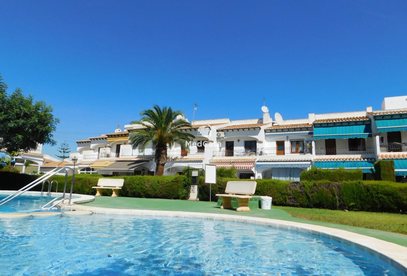 Segunda mano - Adosado -
Torrevieja - Lago Jardin