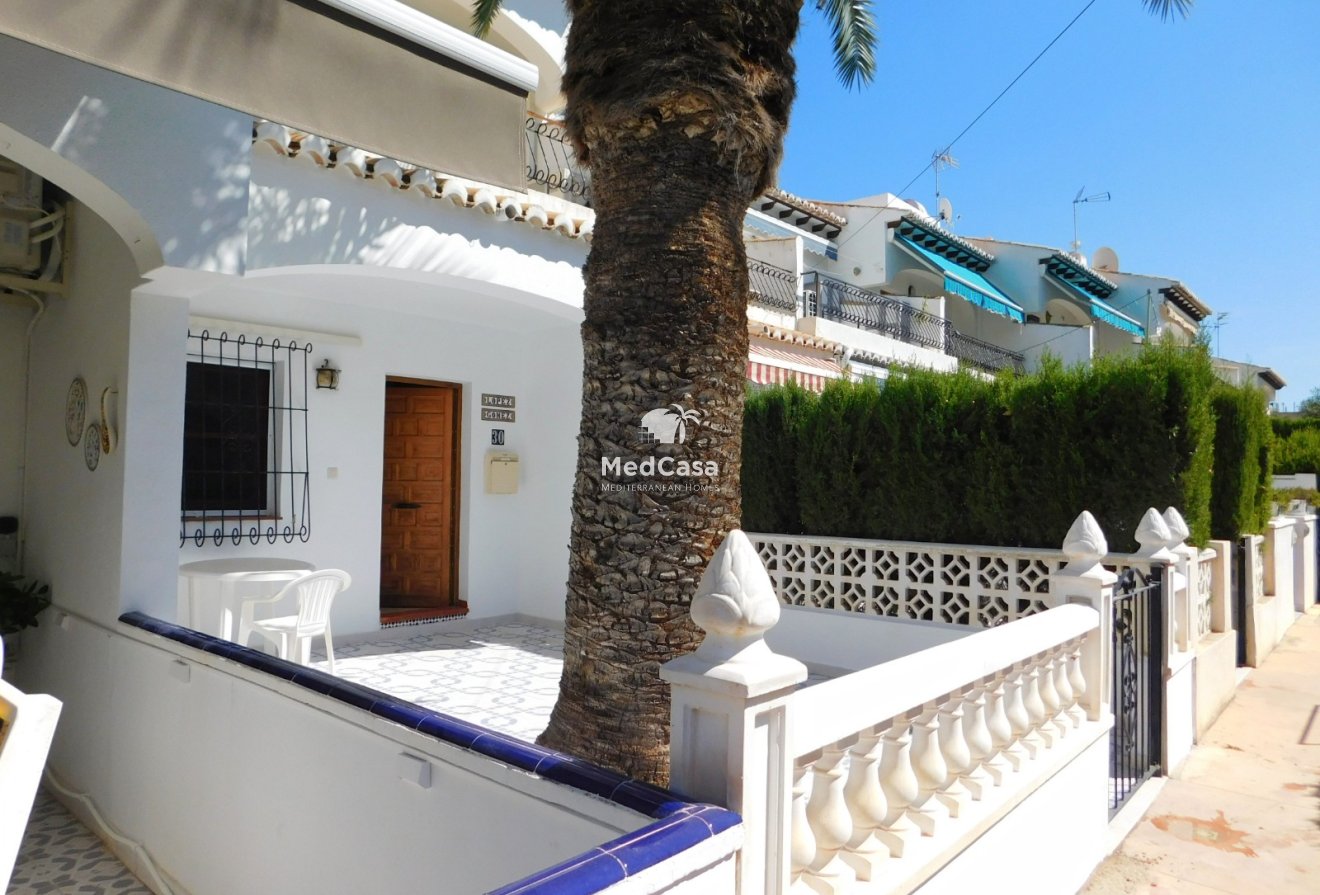 Segunda mano - Adosado -
Torrevieja - Lago Jardin