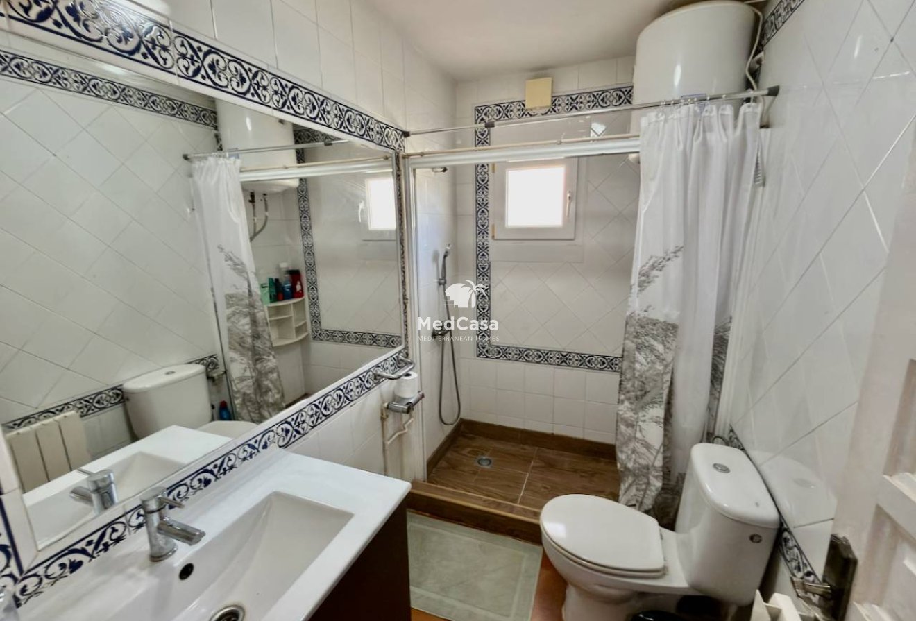 Resale - Apartment -
Torrevieja - Aguas Nuevas