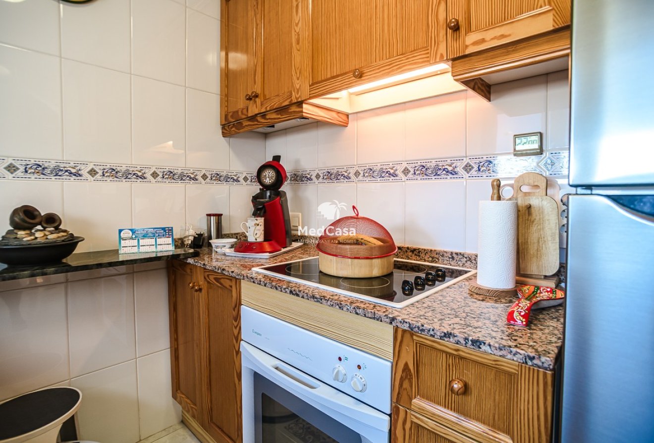 Resale - Villa -
Orihuela Costa - Los Altos