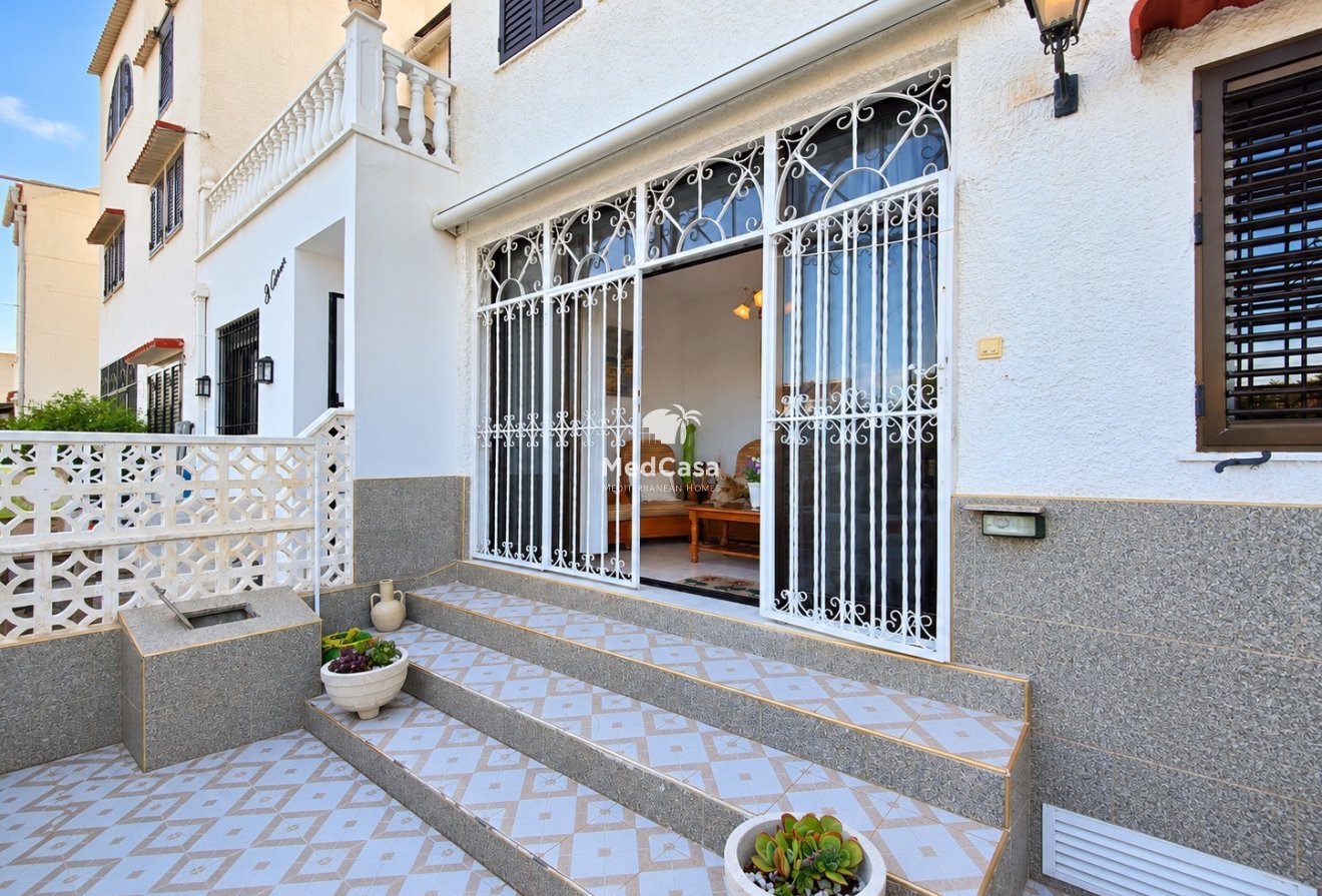 Wiederverkauf - Reihenhaus -
Torrevieja