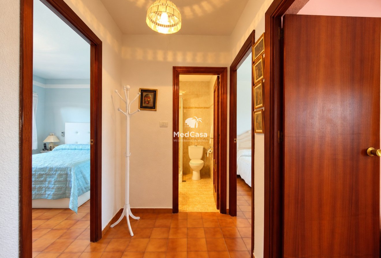 Wiederverkauf - Reihenhaus -
Torrevieja