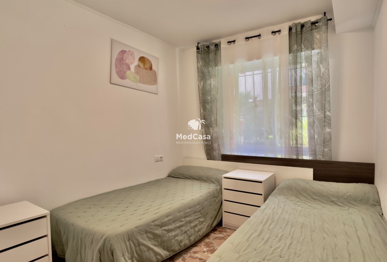 Resale - Apartment -
Torrevieja - La veleta