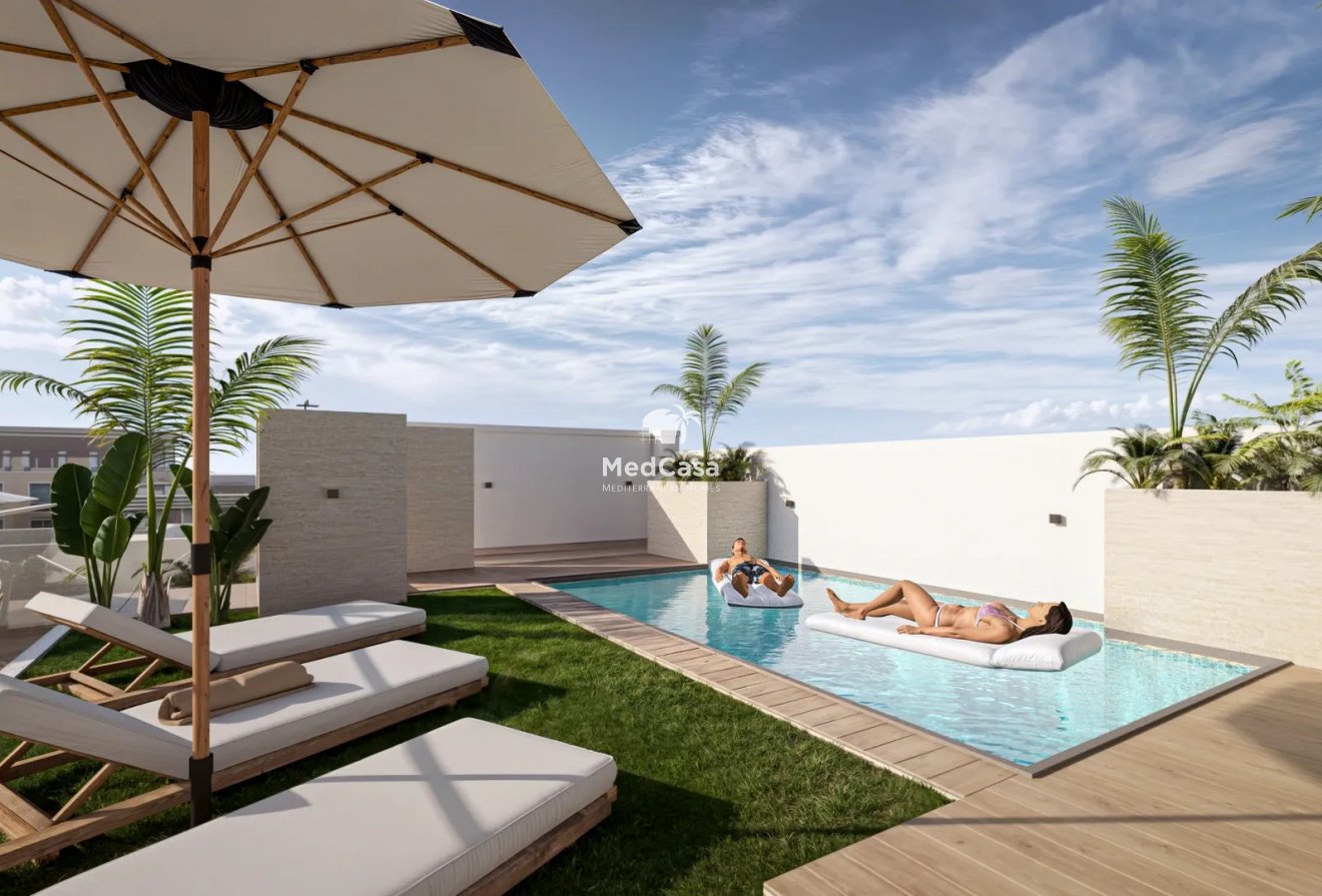 Obra nueva - Apartamento planta baja -
Torrevieja