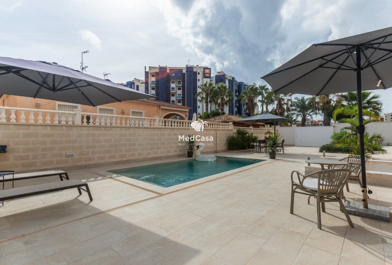 Wiederverkauf - Reihenhaus -
Orihuela Costa - Punta Prima