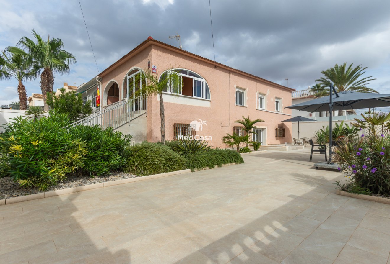 Wiederverkauf - Reihenhaus -
Orihuela Costa - Punta Prima
