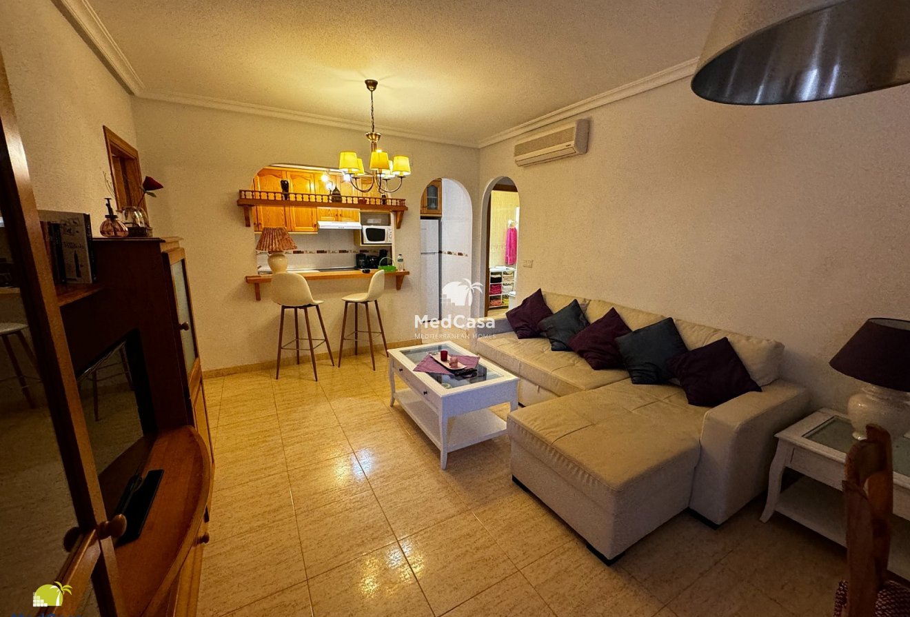 Resale - Ground floor apartment -
Orihuela Costa