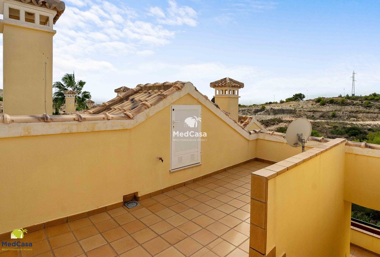 Resale - Townhouse -
Campoamor