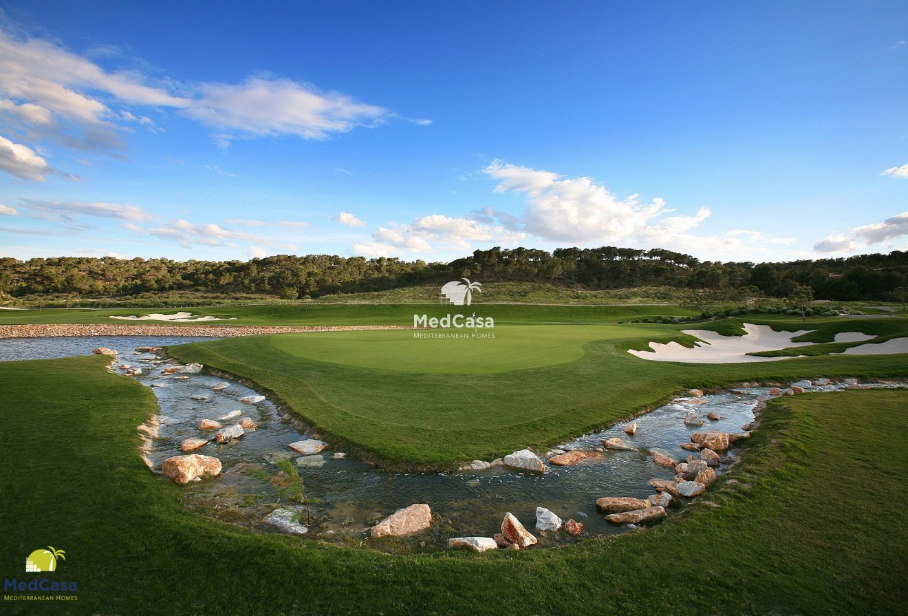 Neubau - Erdgeschosswohnung -
Golf Las Colinas