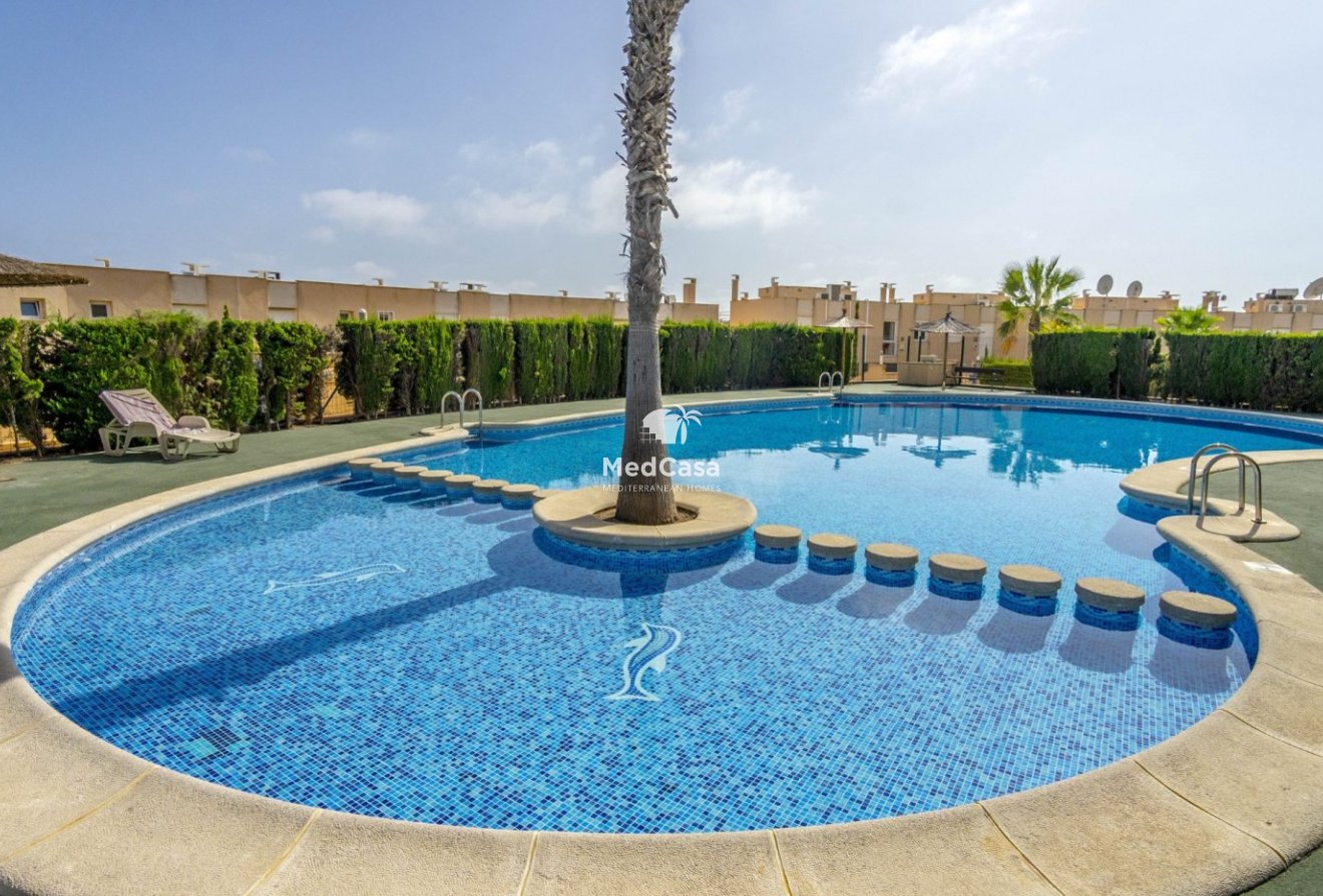 Resale - Townhouse -
Orihuela Costa - Agua Marina