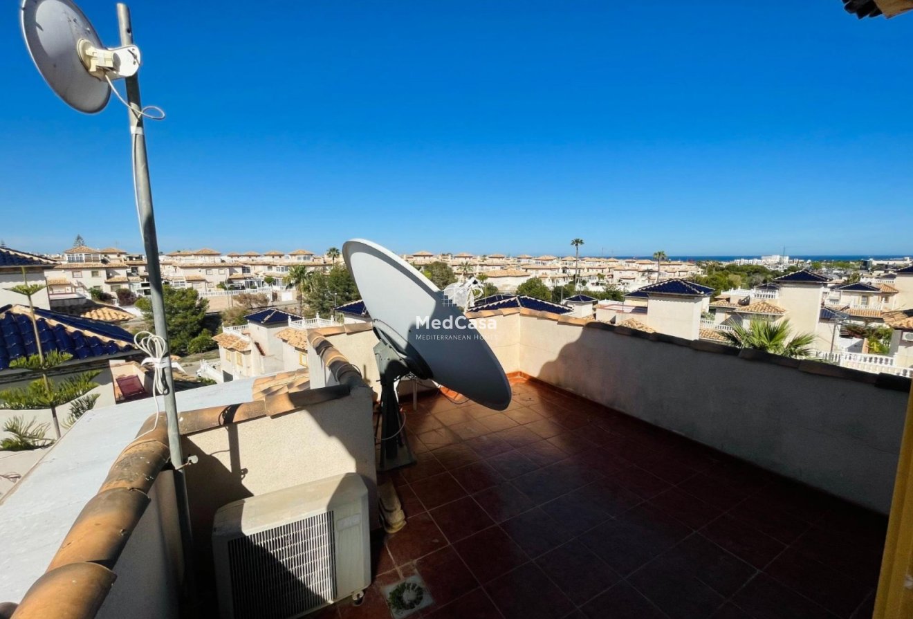 Segunda mano - Villa -
Orihuela Costa - Playa Flamenca