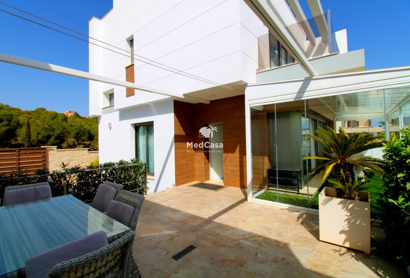 Resale - Villa -
San Miguel de Salinas