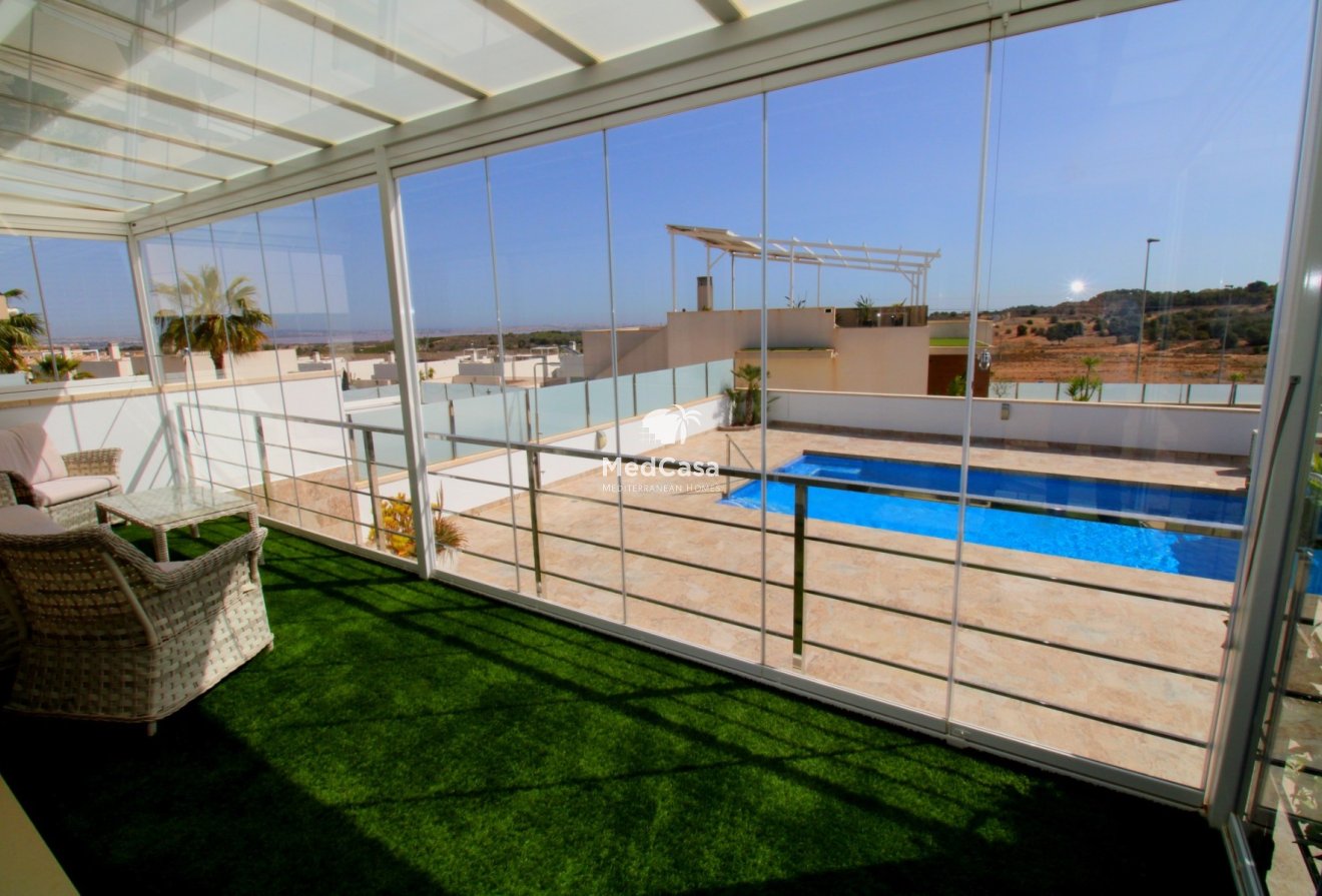 Resale - Villa -
San Miguel de Salinas