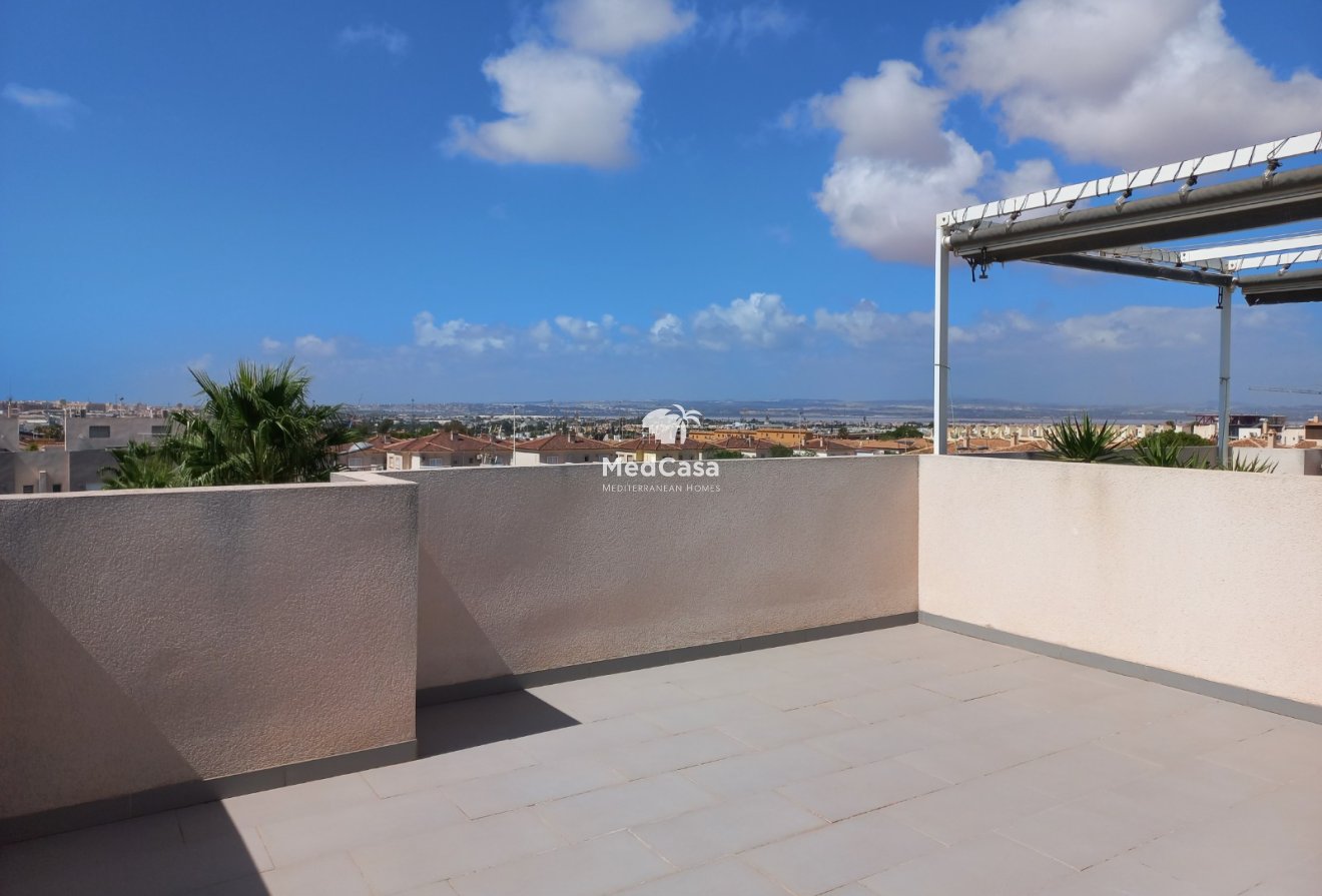 Resale - Townhouse -
Torrevieja - Nueva Torrevieja - Aguas Nuevas