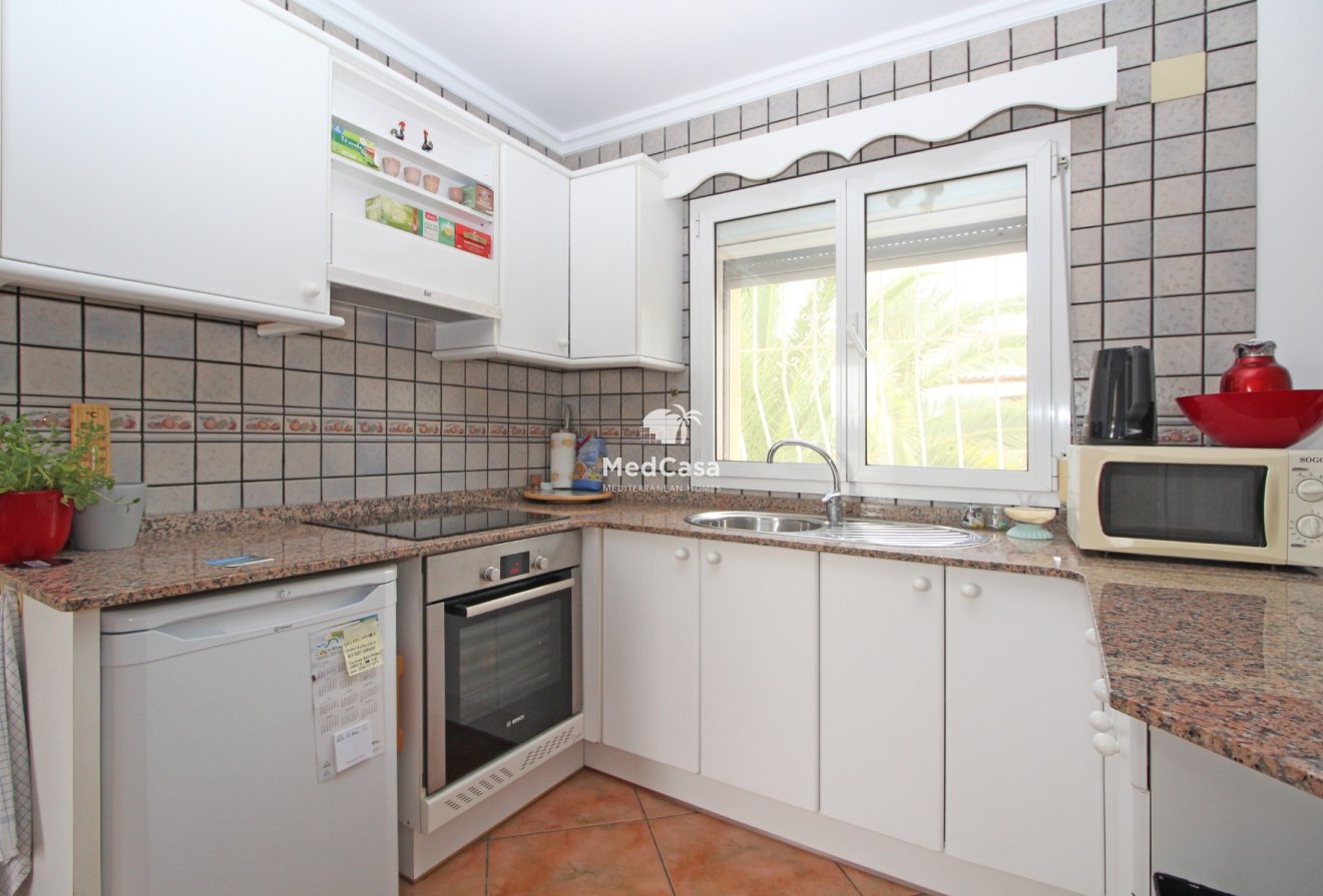 Resale - Villa -
Moraira - Cometa