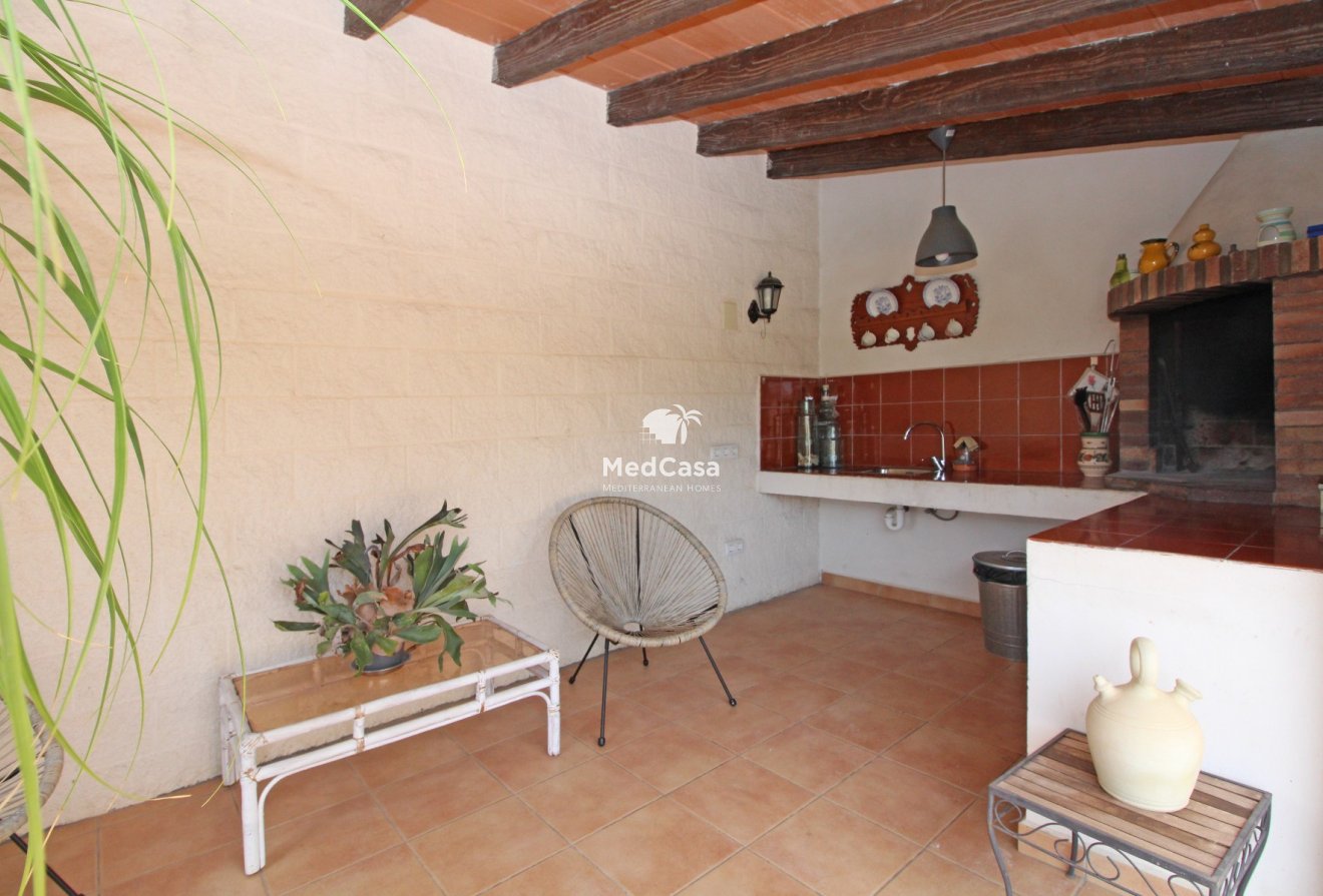 Resale - Villa -
Benissa - Montemar